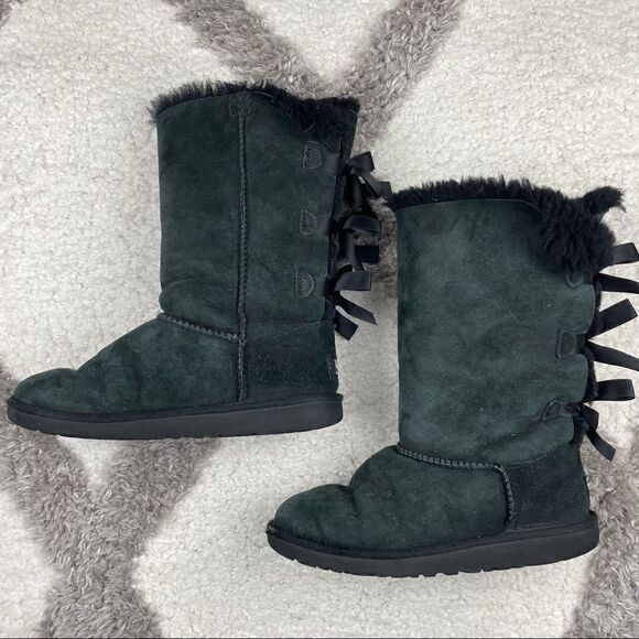 Girls Ugg Boots   - Picture 1 of 5